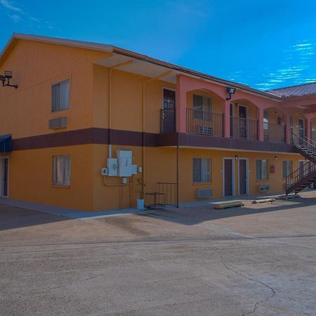 Texas Inn San Benito Near Harlingen מראה חיצוני תמונה