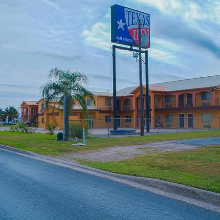 Texas Inn San Benito Near Harlingen מראה חיצוני תמונה