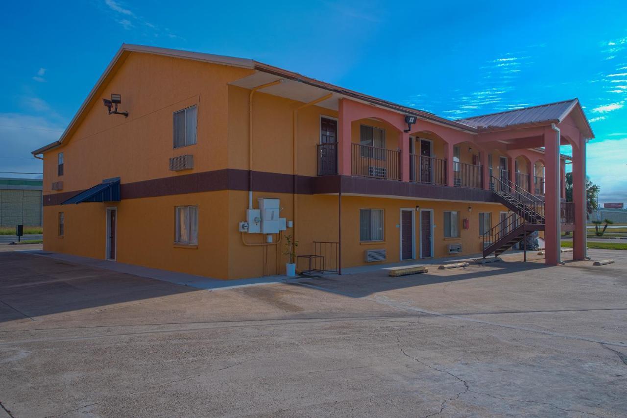 Texas Inn San Benito Near Harlingen מראה חיצוני תמונה