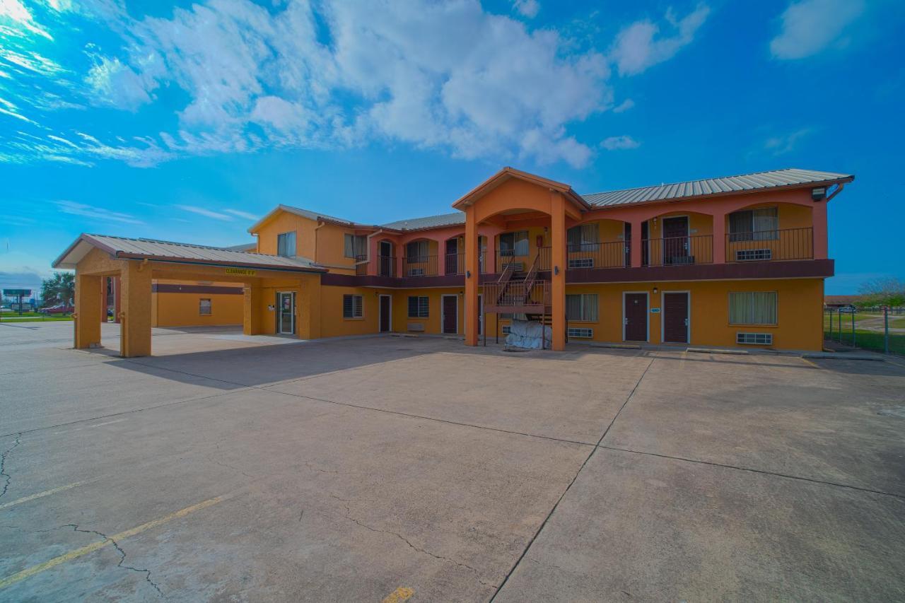 Texas Inn San Benito Near Harlingen מראה חיצוני תמונה