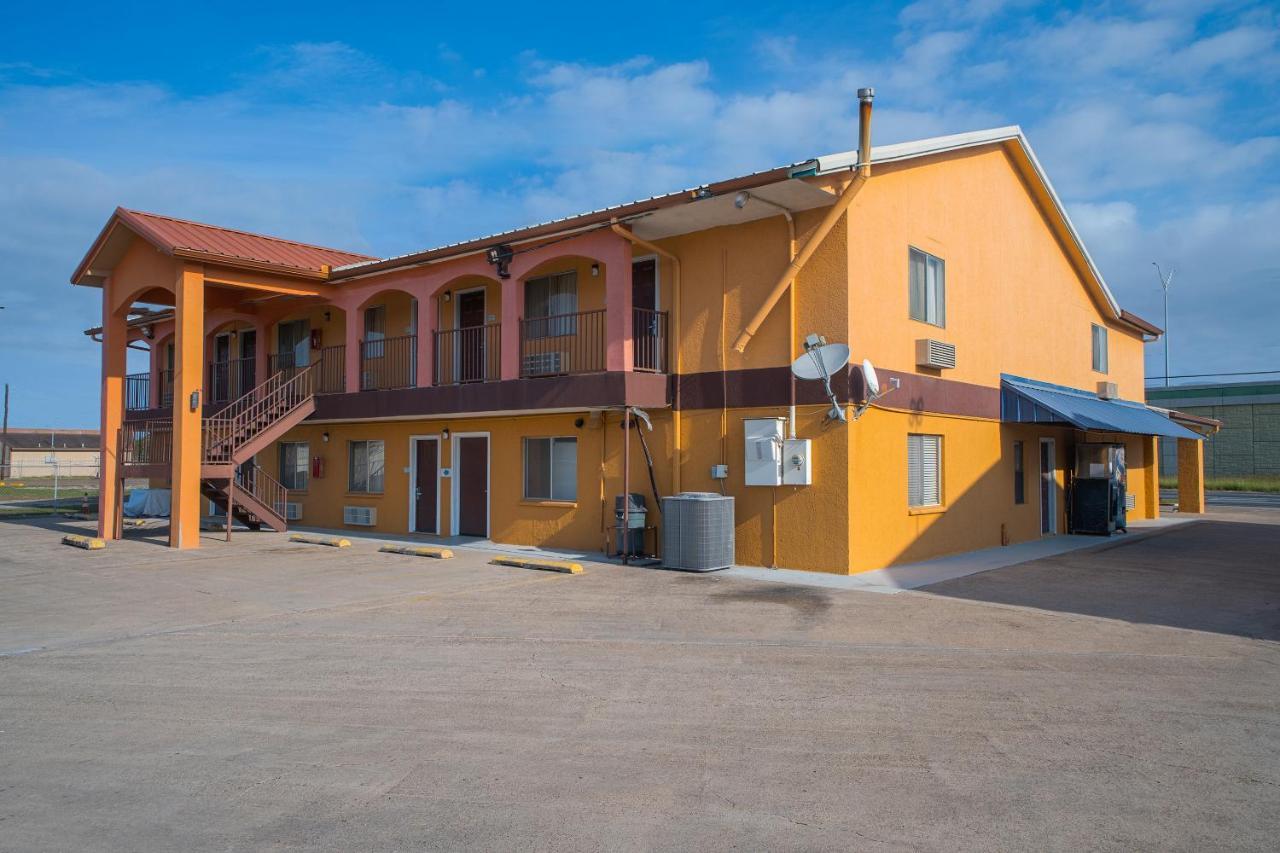Texas Inn San Benito Near Harlingen מראה חיצוני תמונה