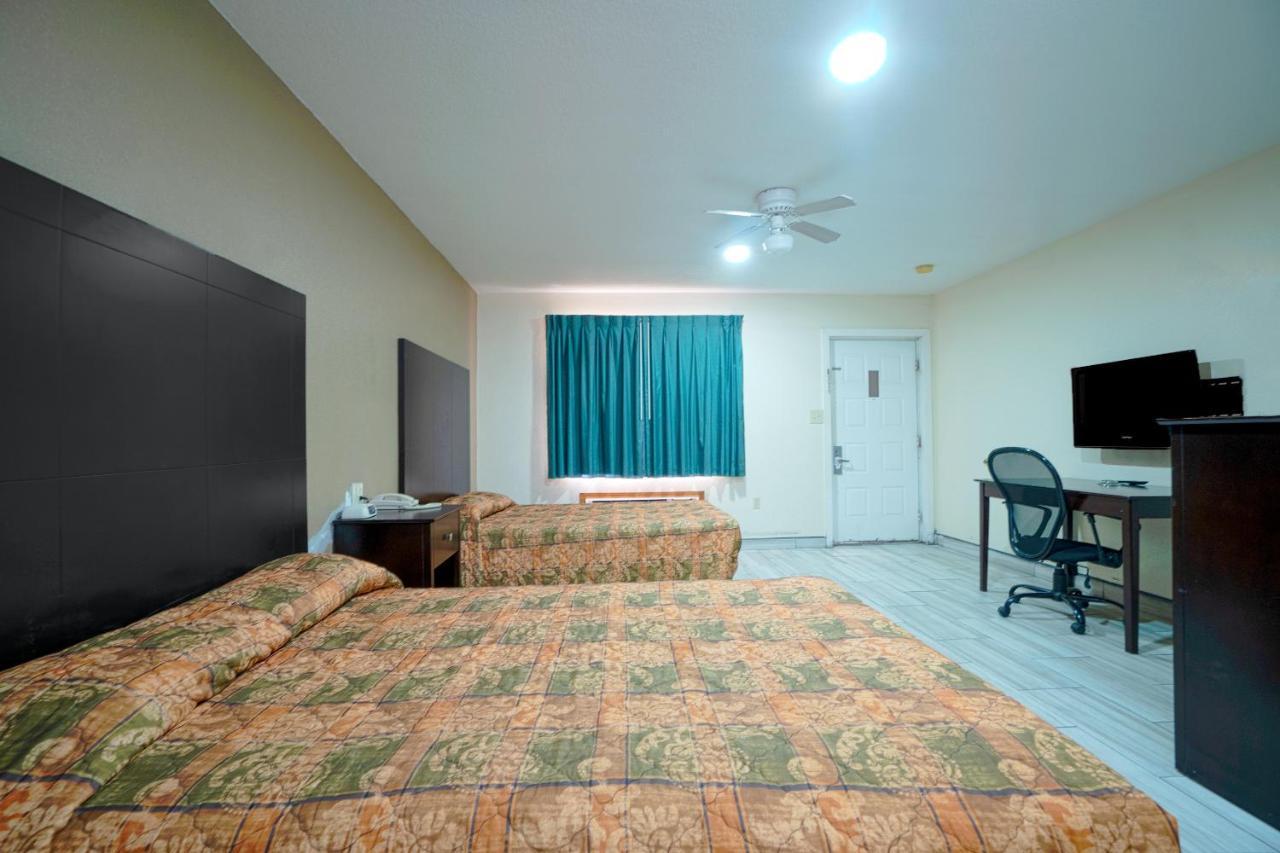 Texas Inn San Benito Near Harlingen מראה חיצוני תמונה